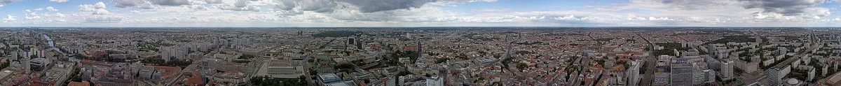 Photo by Jörg Braukmann